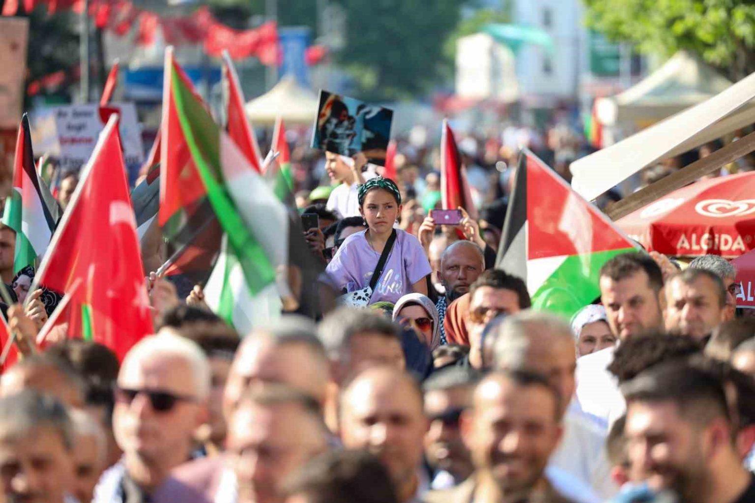 baskan-alemdardan-pazar-gunu-icin-onemli-cagri-kalbi-gazze-ile-atan-herkesi-bekliyoruz