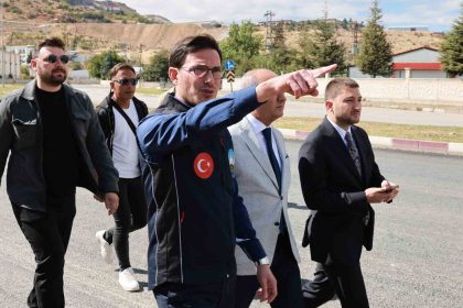 baskan-yazicioglu-mahalle-mahalle-gezerek-tokati-gelecege-hazirliyor