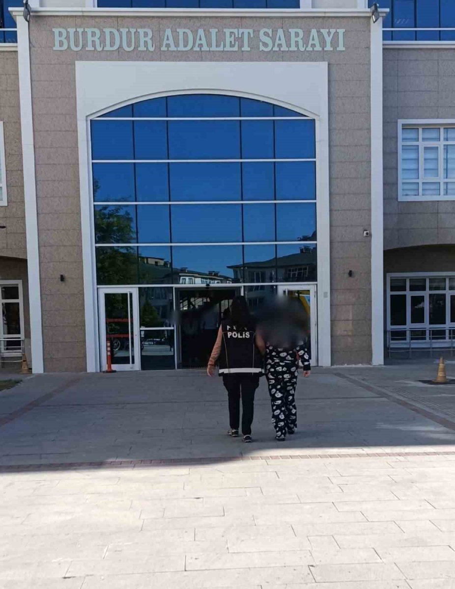 burdurda-narkotik-operasyonu-1-tutuklama