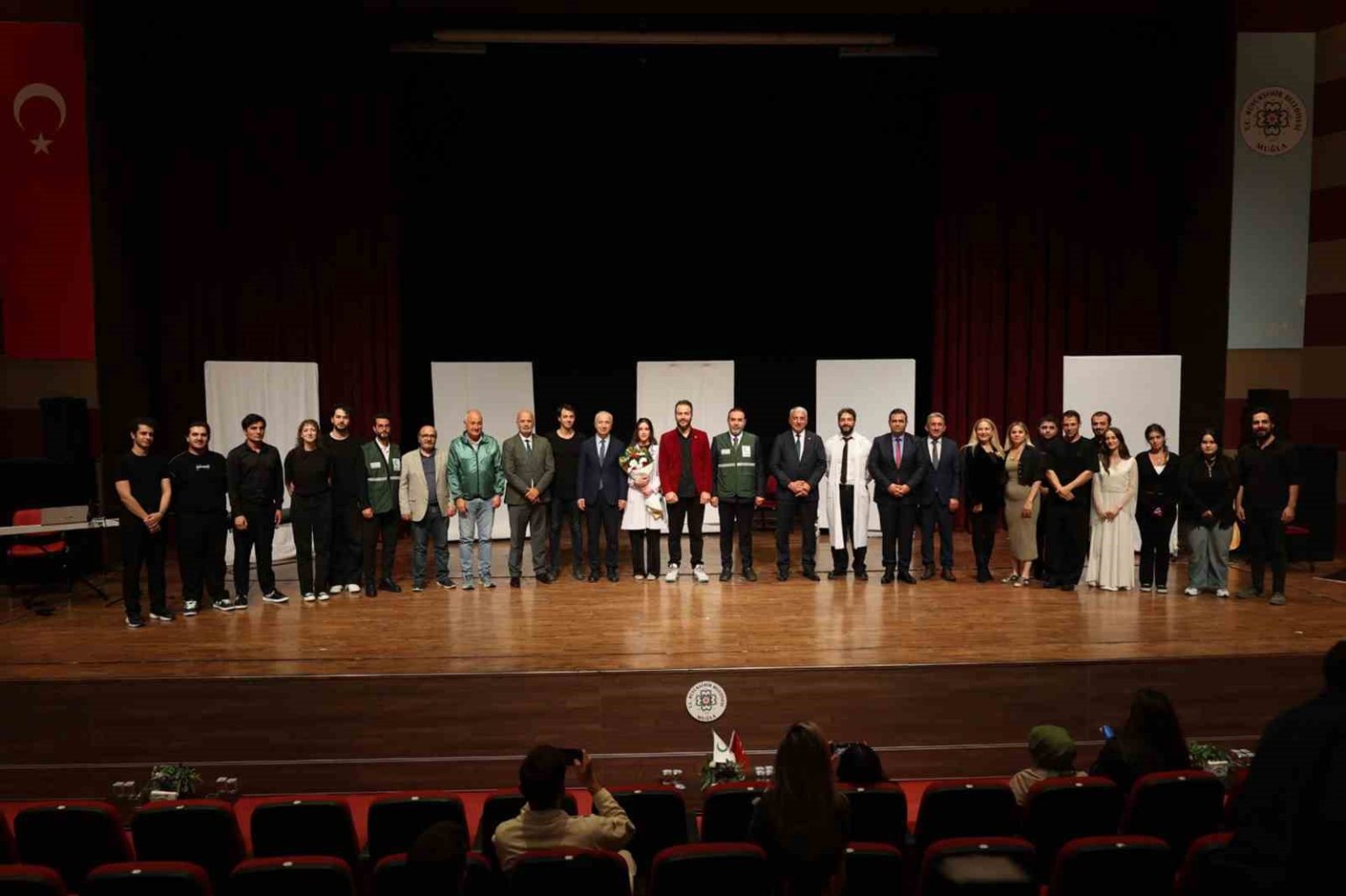 buyuksehirden-bagimlilikla-mucadeleye-sanatla-destek