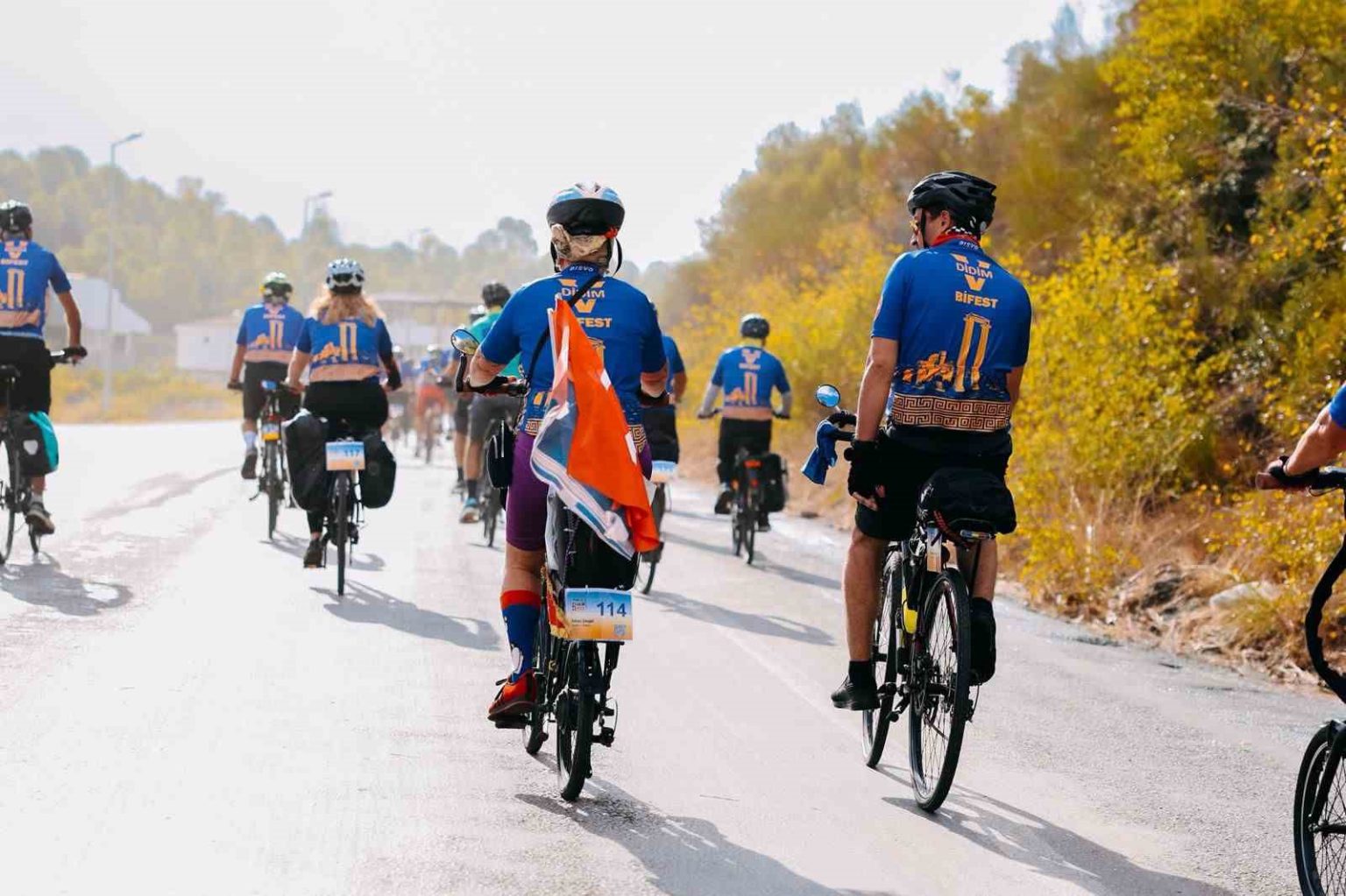 didim-belediye-baskani-gencay-bisiklet-festivalinin-startini-verdi
