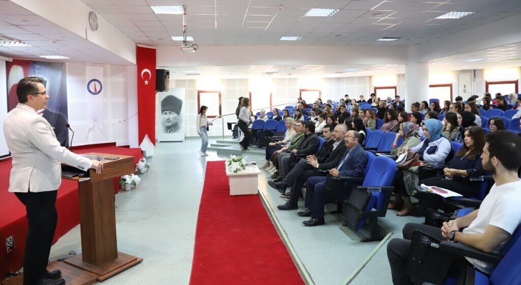 dpude-egitimde-yapay-zeka-baslikli-panel