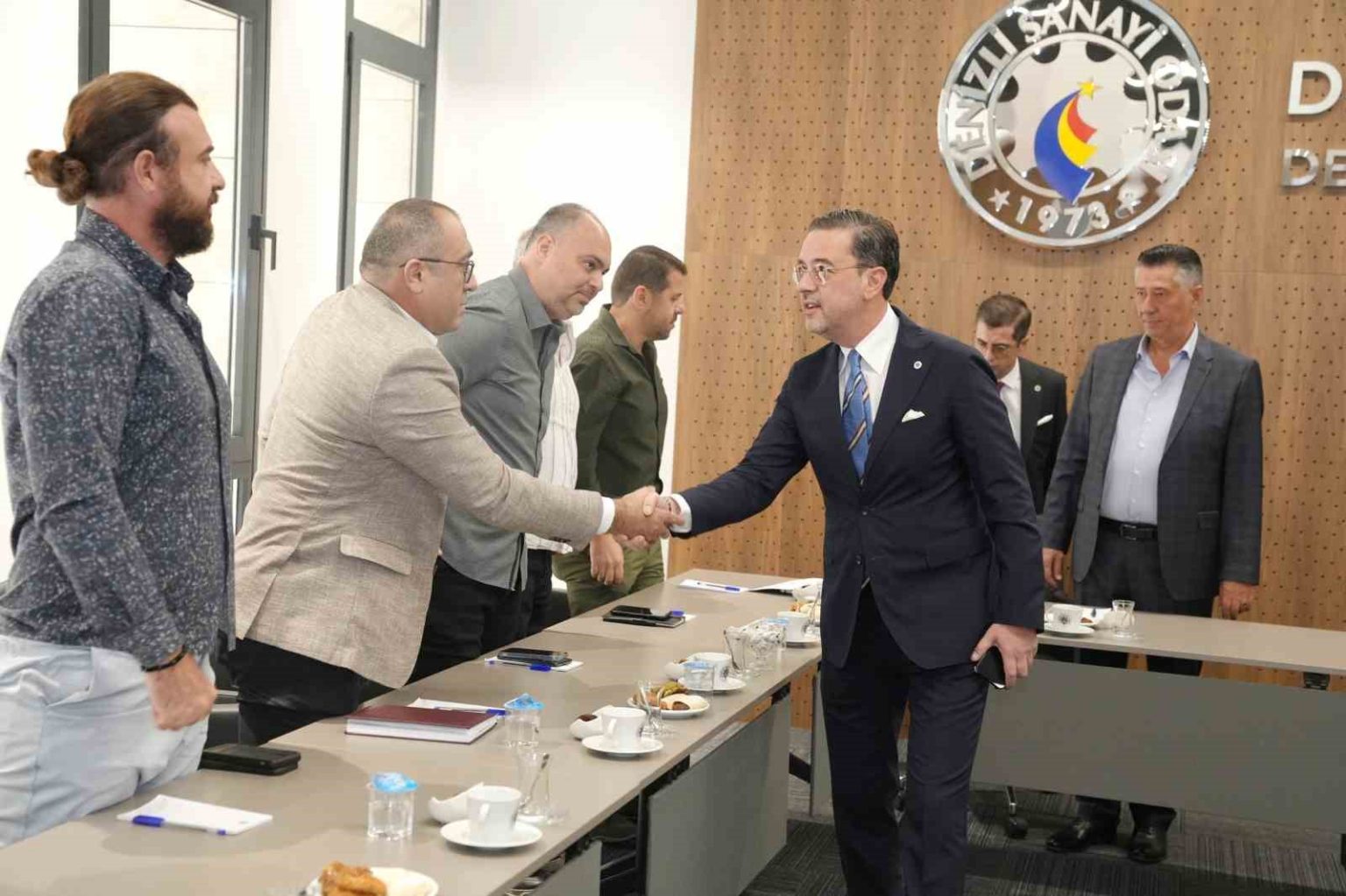 dso-sanayi-yonetisim-masasi-pinarkent-gundemiyle-toplandi