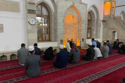 elazigda-sabah-namazi-bulusmalari