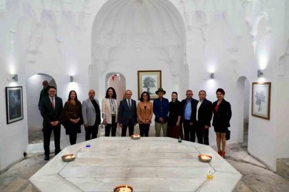 eylul-isigi-resim-sergisi-ney-ezgileriyle-acildi