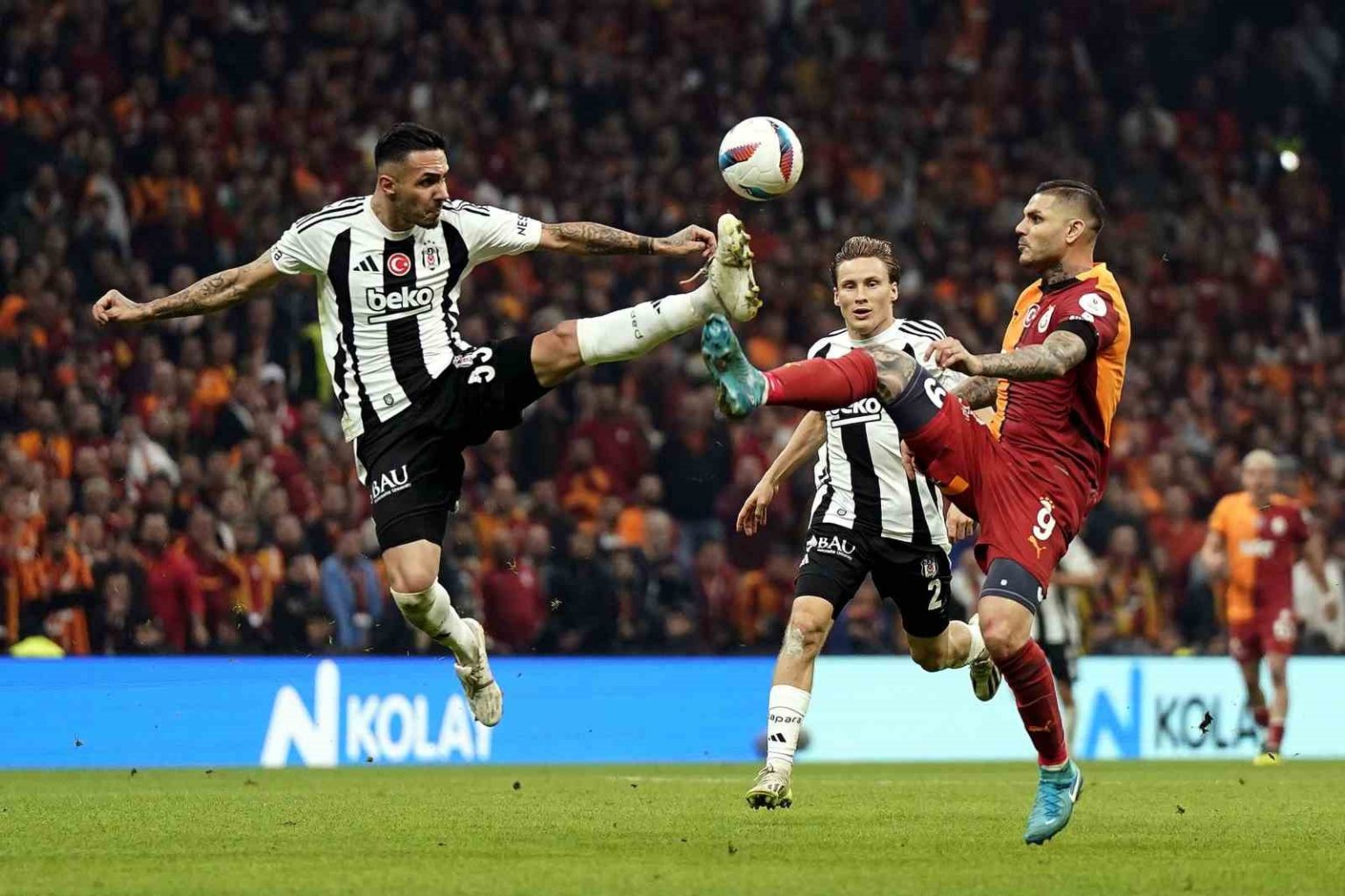 galatasaray-ile-besiktas-359-randevuda