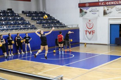 genclere-ornek-ozverili-sporcular