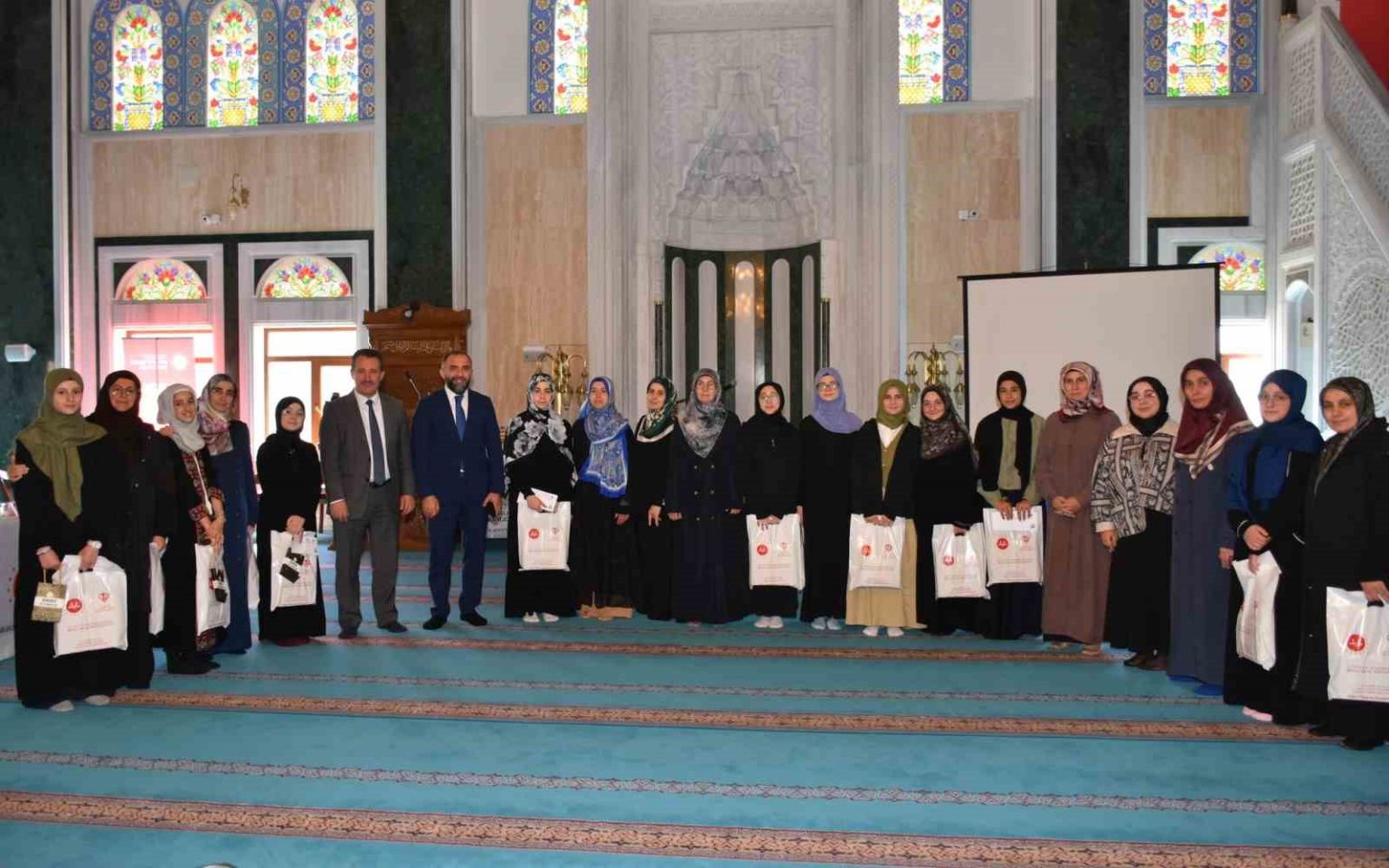 hafizlik-yarismasi-marmara-bolge-finali-bilecikte-gerceklestirildi