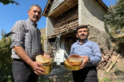 hakkari-daglarinda-bal-hasadi-basladi