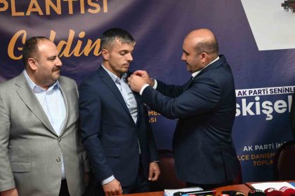 inonude-chpli-belediye-meclis-uyesi-ak-partiye-gecti