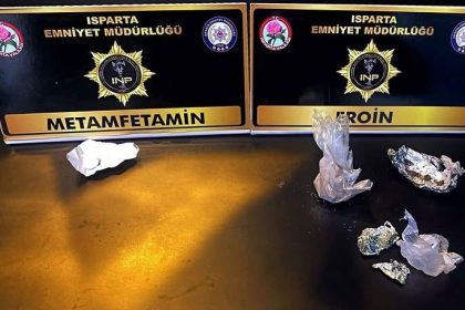 ispartada-uyusturucu-operasyonu-1-gozalti