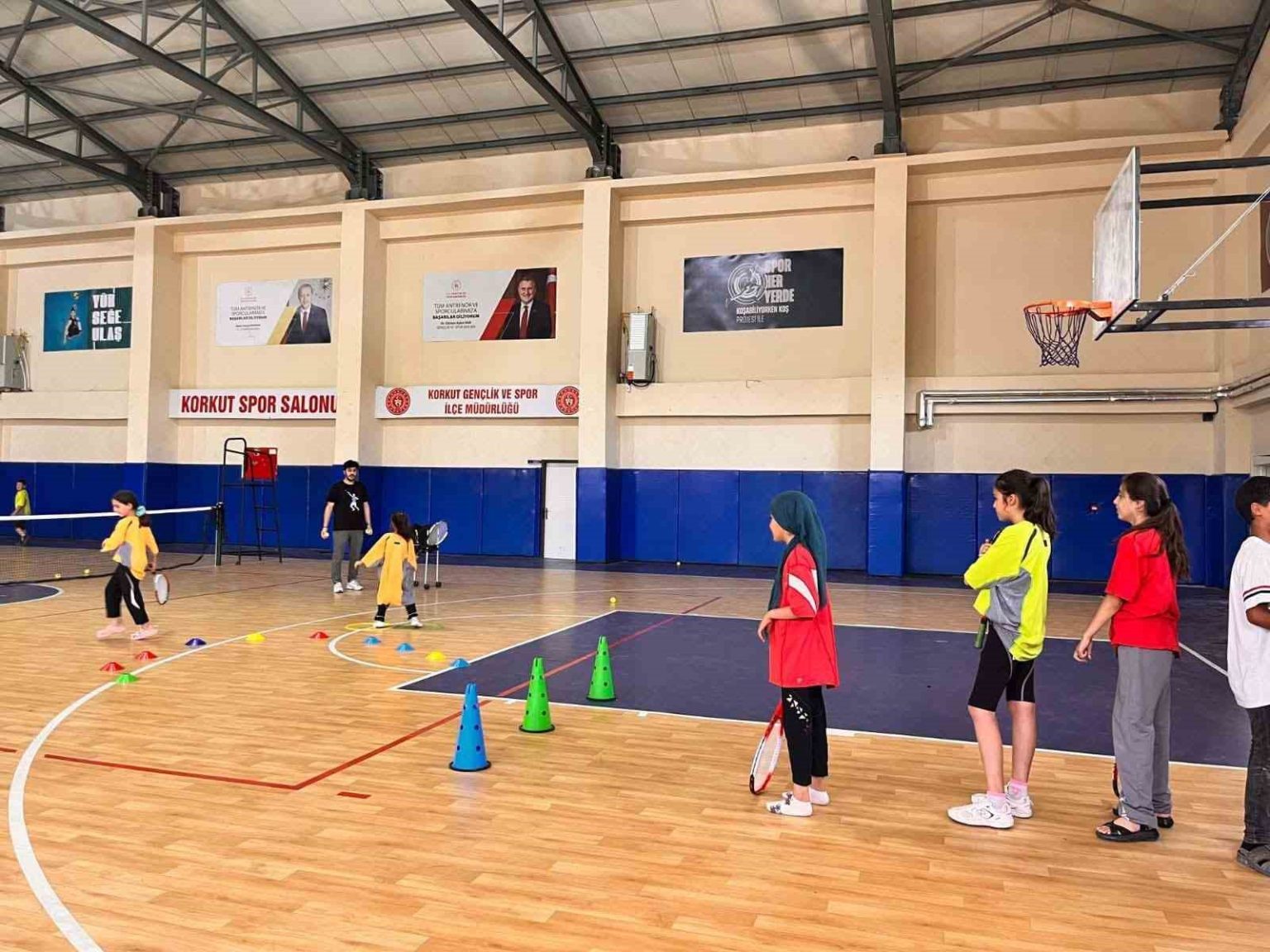 korkutta-tenis-antrenmanlari-suruyor