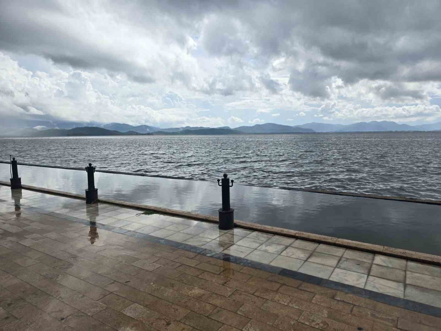 koycegiz-golu-yagmurdan-nasibini-aldi-su-seviyesi-yukseldi