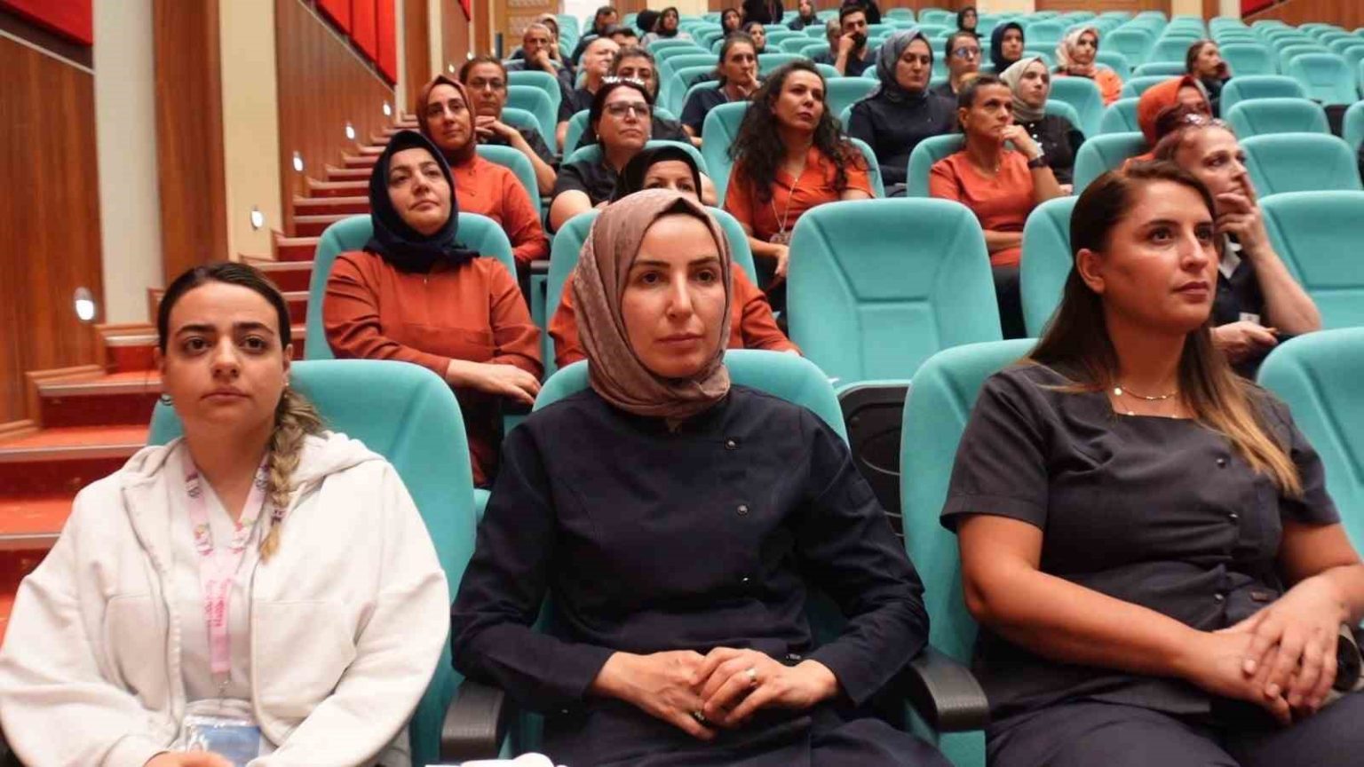 kuduzdan-dunyada-her-yil-59-bin-kisi-yasamini-yitiriyor