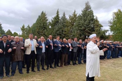 kutahyada-duanin-ardindan-yagan-yagmur-katilimcilarda-buyuk-sevinc-olusturdu