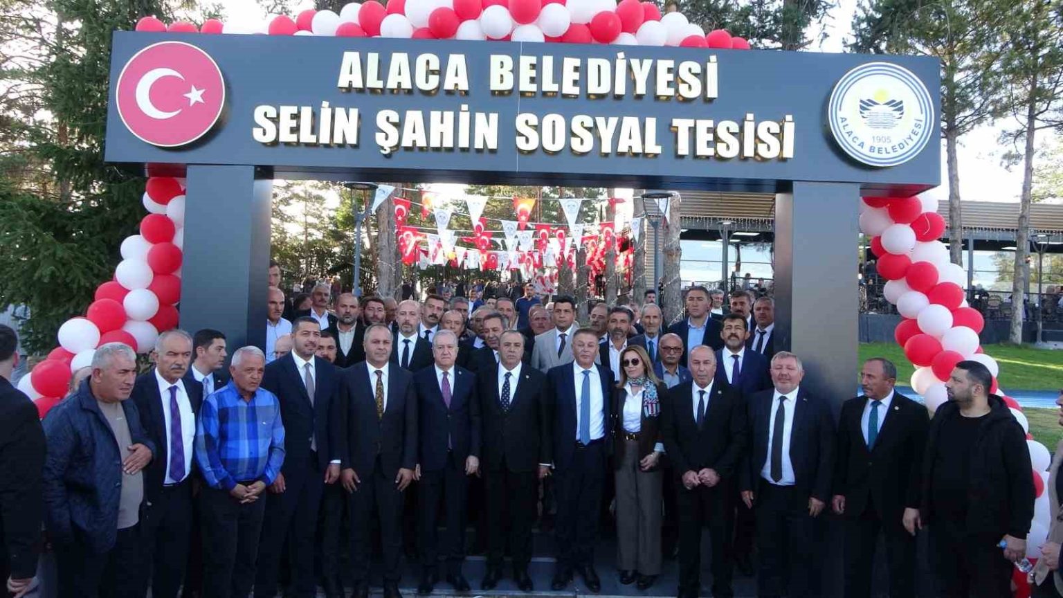 mhp-genel-baskan-yardimcisi-durmaz-her-adimin-tarihe-uzandigi-kadim-kulturu-ve-essiz-cografyasiyla-alaca-huzurun-sehridir