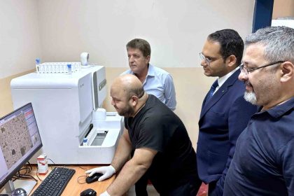 midyat-devlet-hastanesinde-tam-otomatik-gaita-analiz-sistemi-hizmete-alindi