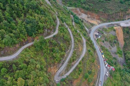 ordunun-en-buyuk-ilcesinde-200-kilometre-uzunlugunda-yol-yatirimi