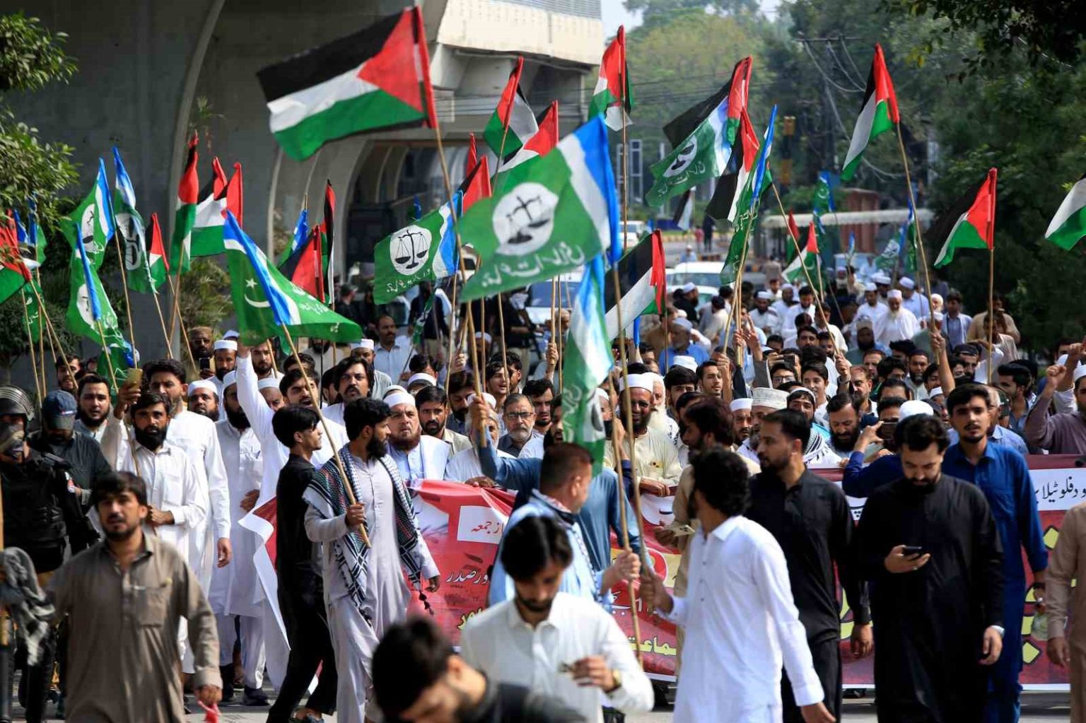 pakistanda-israilin-kuresel-sumud-filosuna-mudahalesi-protesto-edildi