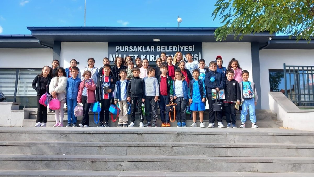 pursaklar-belediyesi-kitap-okuma-etkinligi-duzenledi