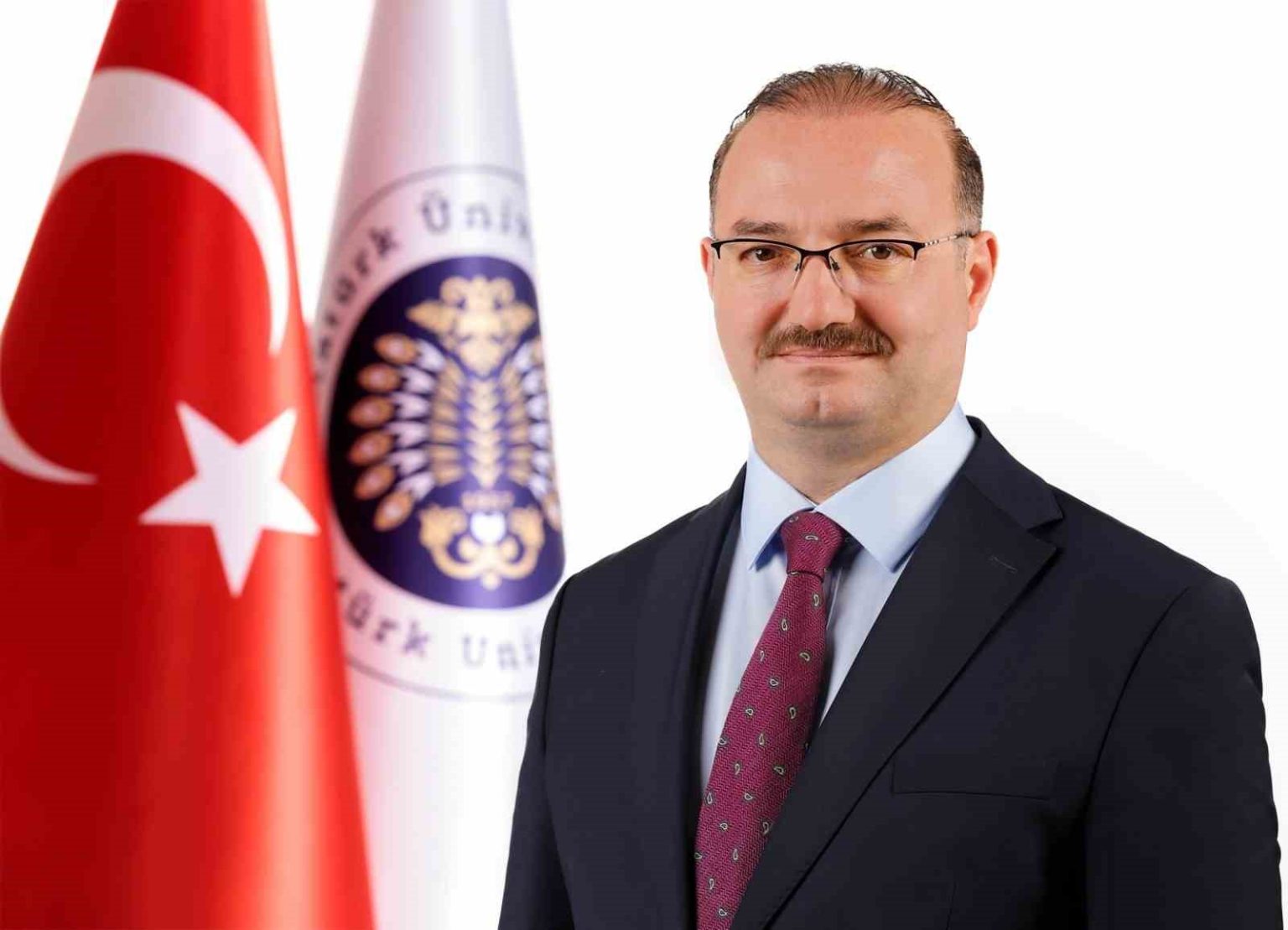 rektor-hacimuftuoglu-uak-yonetim-kurulu-uyeligine-secildi