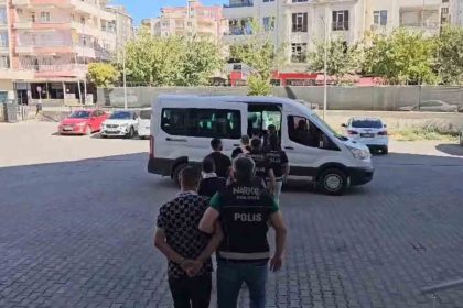 sanliurfada-17-adrese-es-zamanli-operasyon-aranan-8-sahis-yakalandi