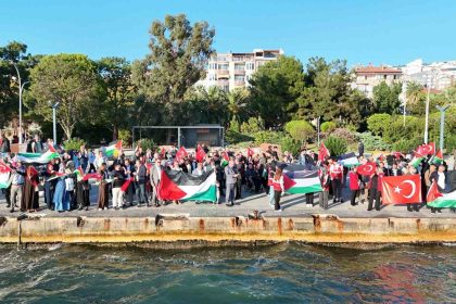 sinopta-balikcilardan-filistine-destek-korteji