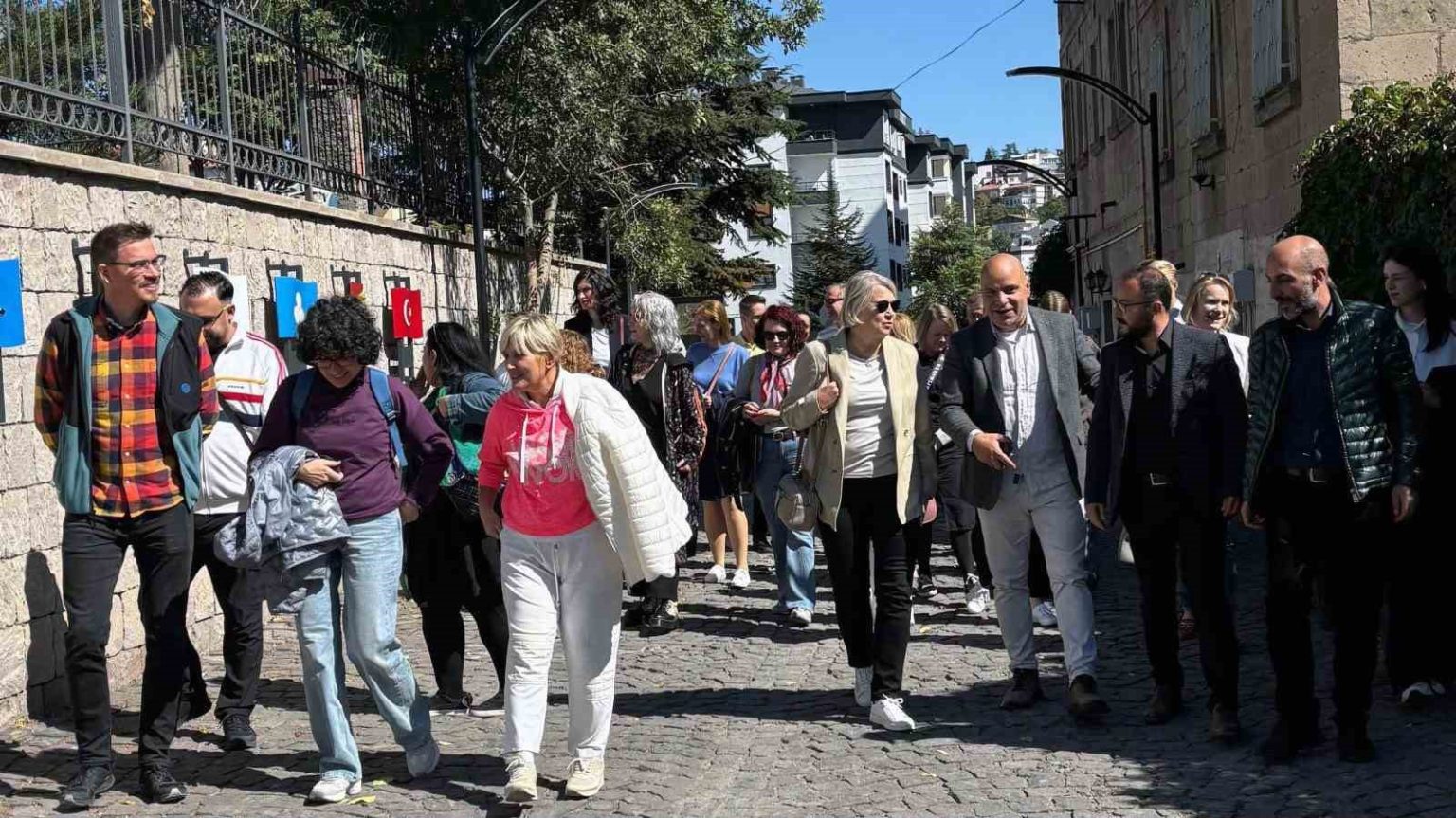 talasta-finlandiya-heyetine-tarihi-gezi