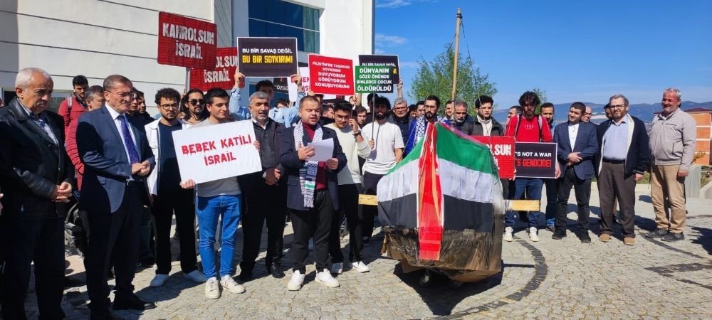 universiteli-ogrencilerinden-gazzeye-destek