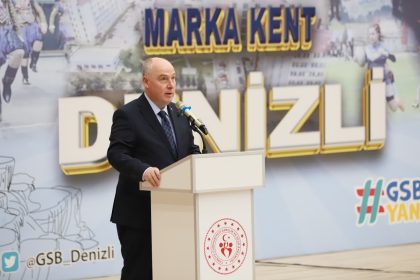 vali-coskun-akademik-basarilar-kadar-spor-da-onemli