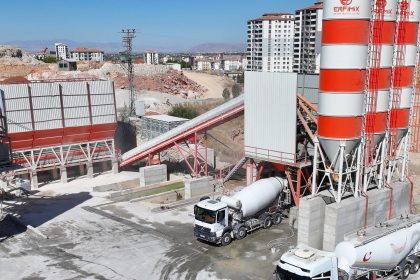 yesilyurtta-beton-uretim-kapasitesi-ikiye-katlandi