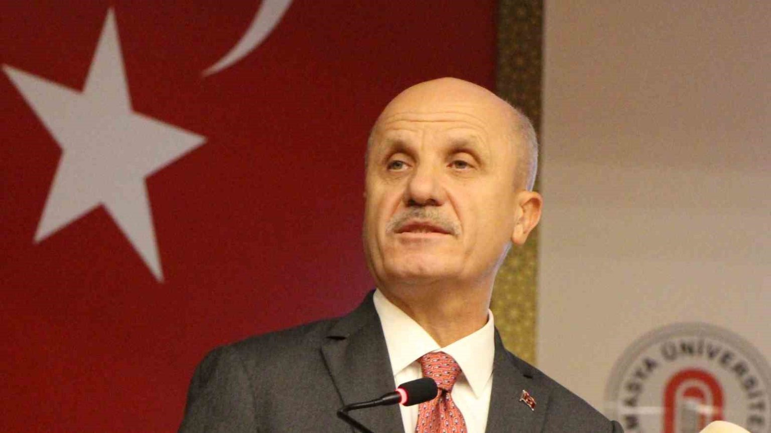 yok-baskani-ozvar-filistinli-ogrencilere-ve-akademisyenlere-kapimiz-acik