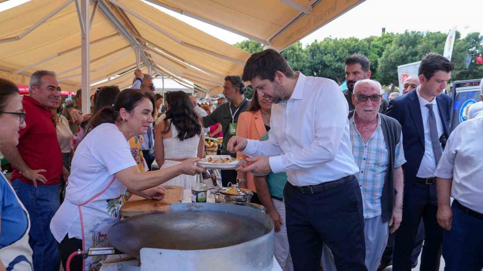 2-uluslararasi-tarsus-sariulak-zeytin-festivali-basladi