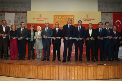 bakan-ersoy-arslantepe-insanlik-tarihinde-devletlesme-surecine-isik-tutan-essiz-bir-merkezdir