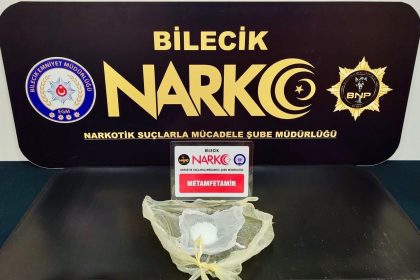 bilecikte-uyusturucu-operasyonu-1-gozalti