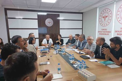 elazigda-saglik-tesisleri-degerlendirildi