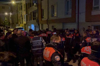 eskisehirde-bekciye-balta-cektigi-iddia-edilen-supheli-gozaltina-alindi