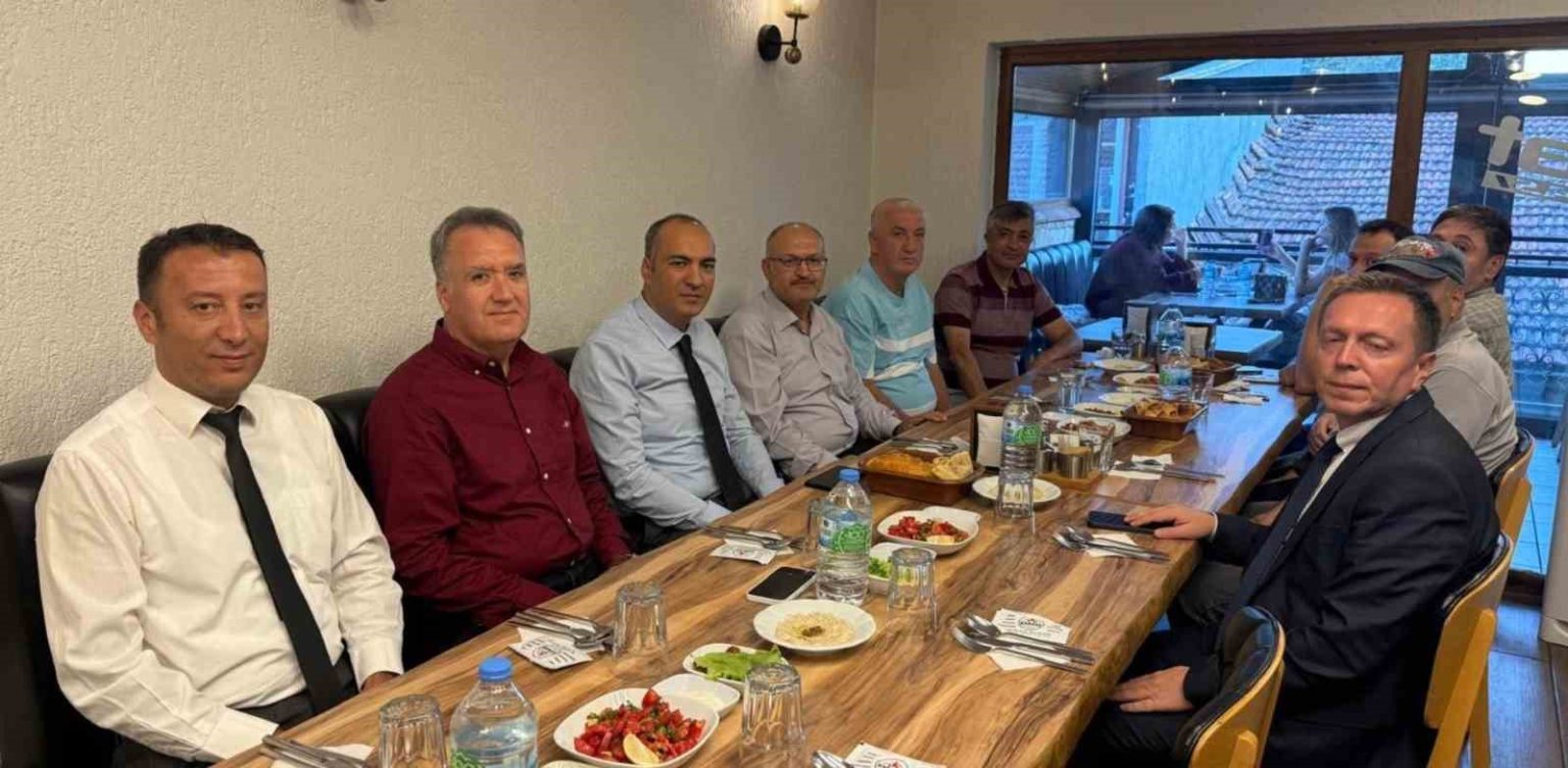 gediz-milli-egitim-mudurlugunde-veda-etkinligi