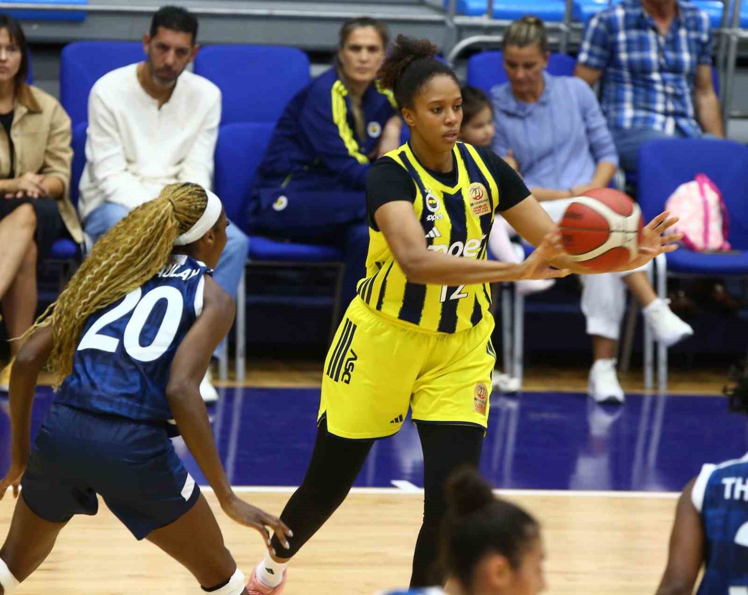 kadinlar-basketbol-super-ligi-fenerbahce-71-emlak-konut-53