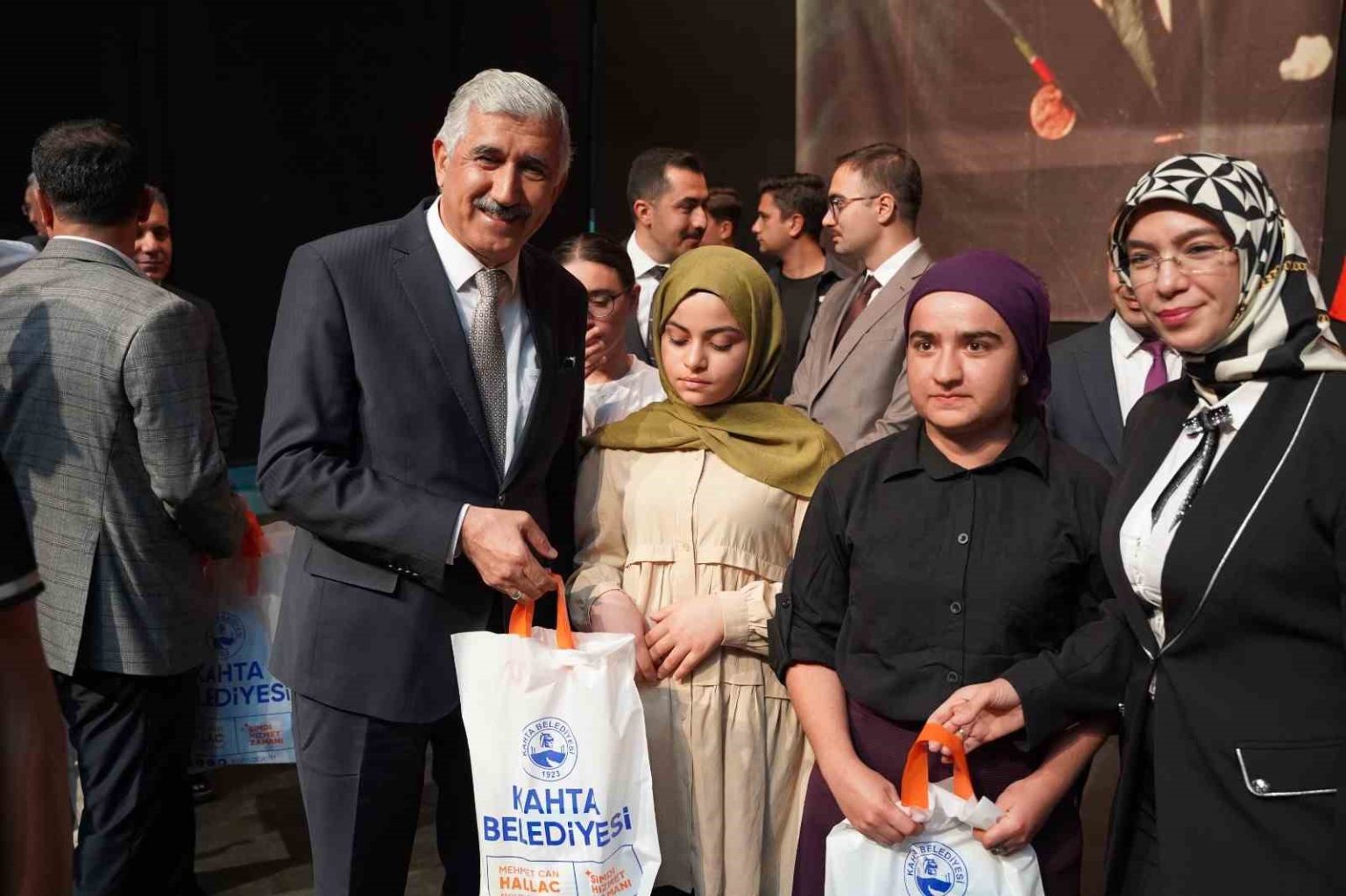 kahta-belediyesinden-diyabet-hastalarina-destek