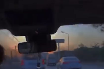 makas-atarak-trafigi-tehlikeye-atti-o-anlari-kayda-aldirip-paylasti