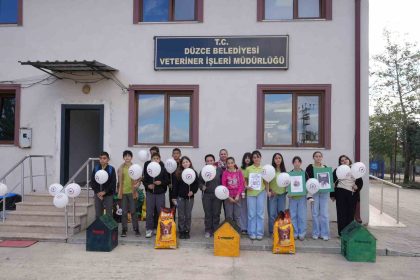 minik-ogrenciler-hayvan-bakim-evini-ziyaret-etti