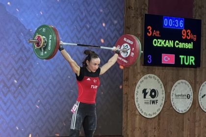 nigdeli-sporcu-dunya-ucuncusu-oldu