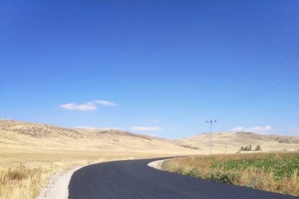 patnosta-konakbey-uzunca-koy-yolu-asfalt-calismasi-tamamlandi