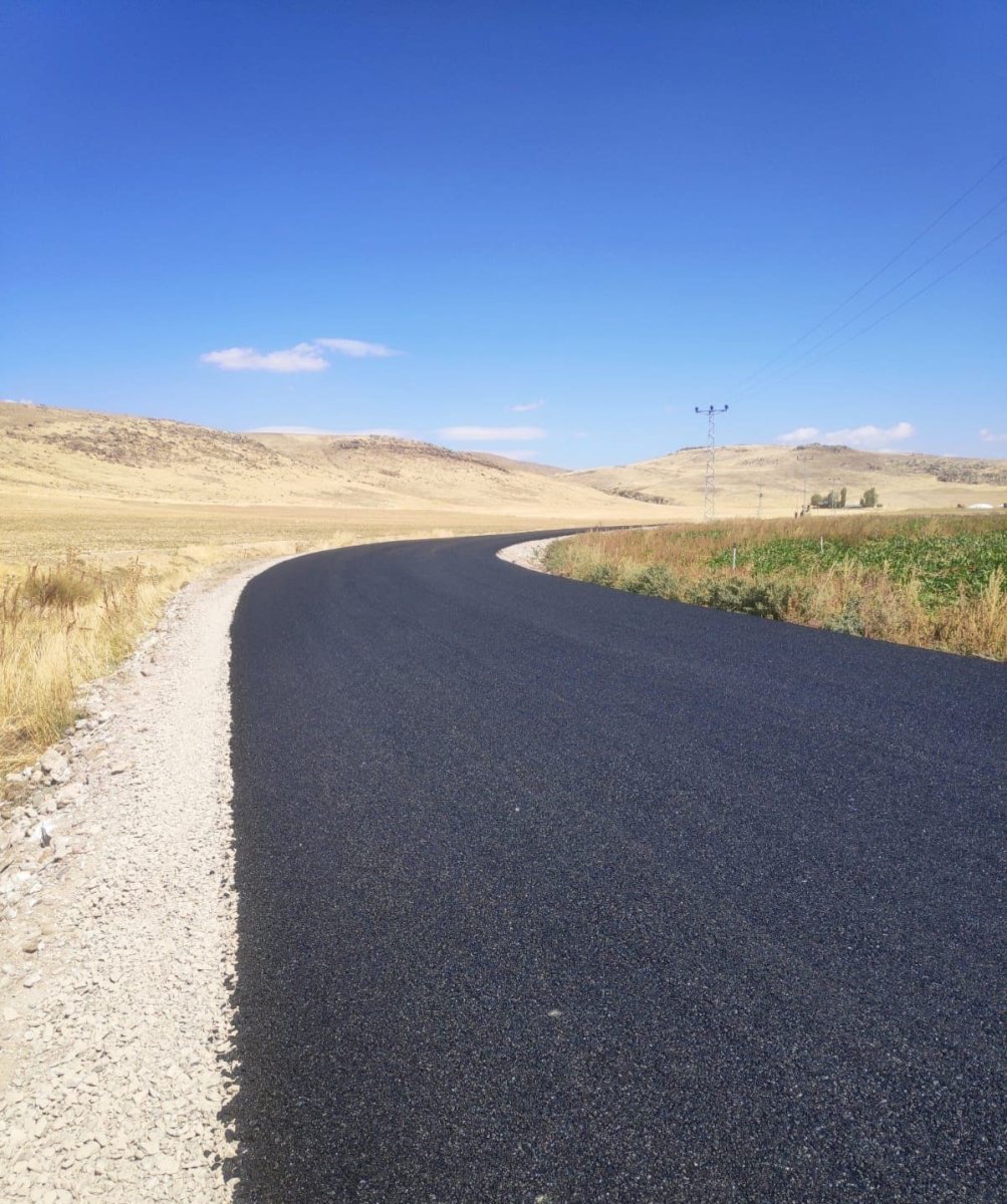 patnosta-konakbey-uzunca-koy-yolu-asfalt-calismasi-tamamlandi