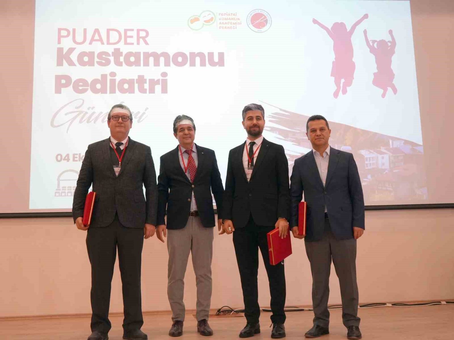puader-kastamonu-pediatri-gunleri-sempozyumu-basladi