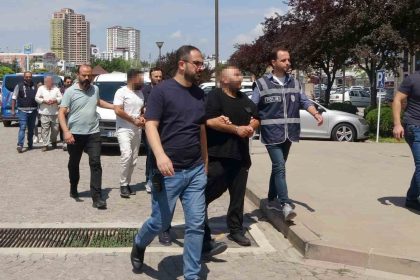 sanayi-sitesindeki-cinayatin-saniklarinin-yargilanmasina-devam-edildi