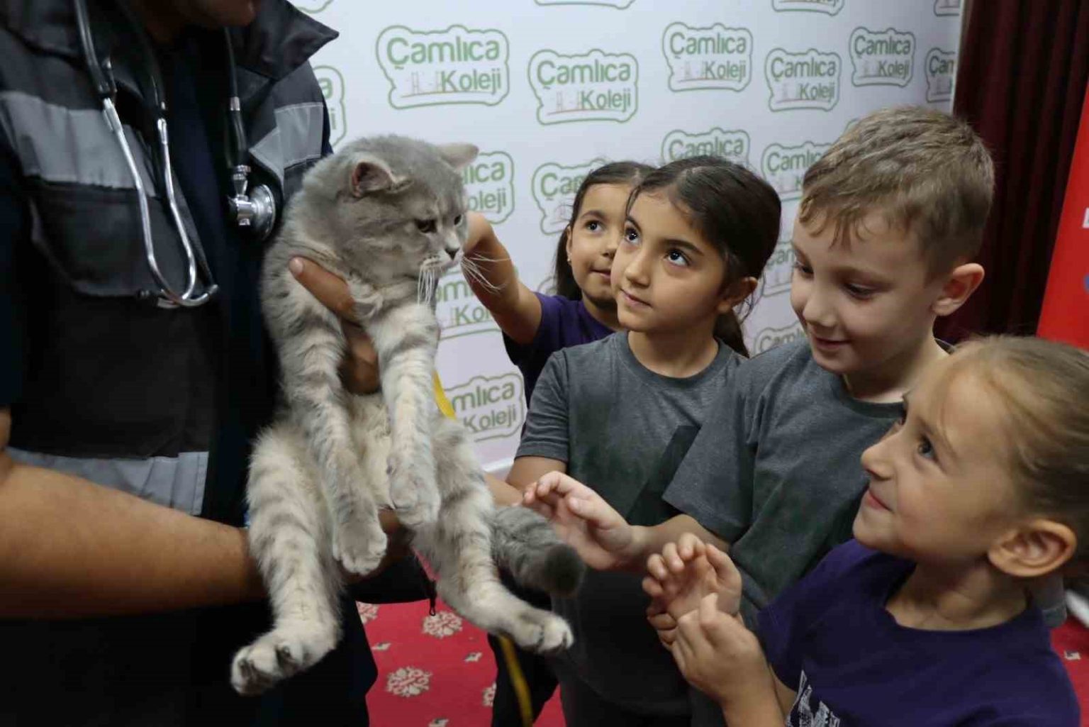 sanliurfada-minik-kalplere-hayvan-sevgisi-asilandi