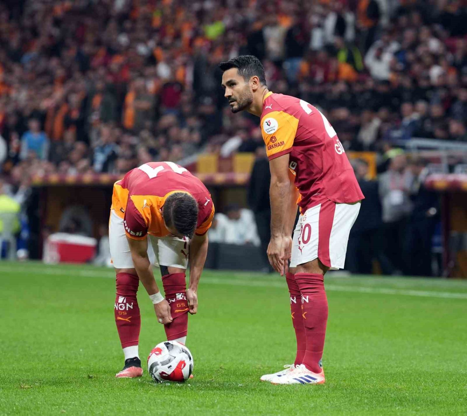 trendyol-super-lig-galatasaray-0-besiktas-1-ilk-yari