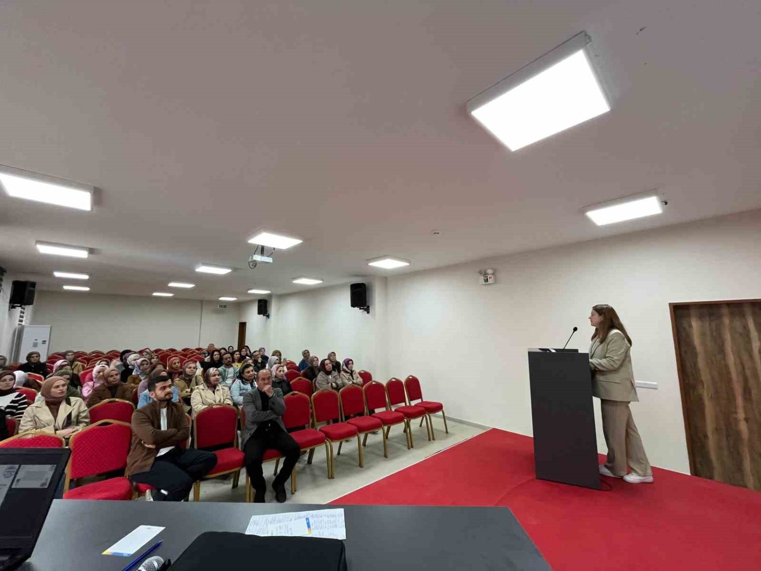 vezirkoprude-ogretmenlere-ozel-egitim-semineri